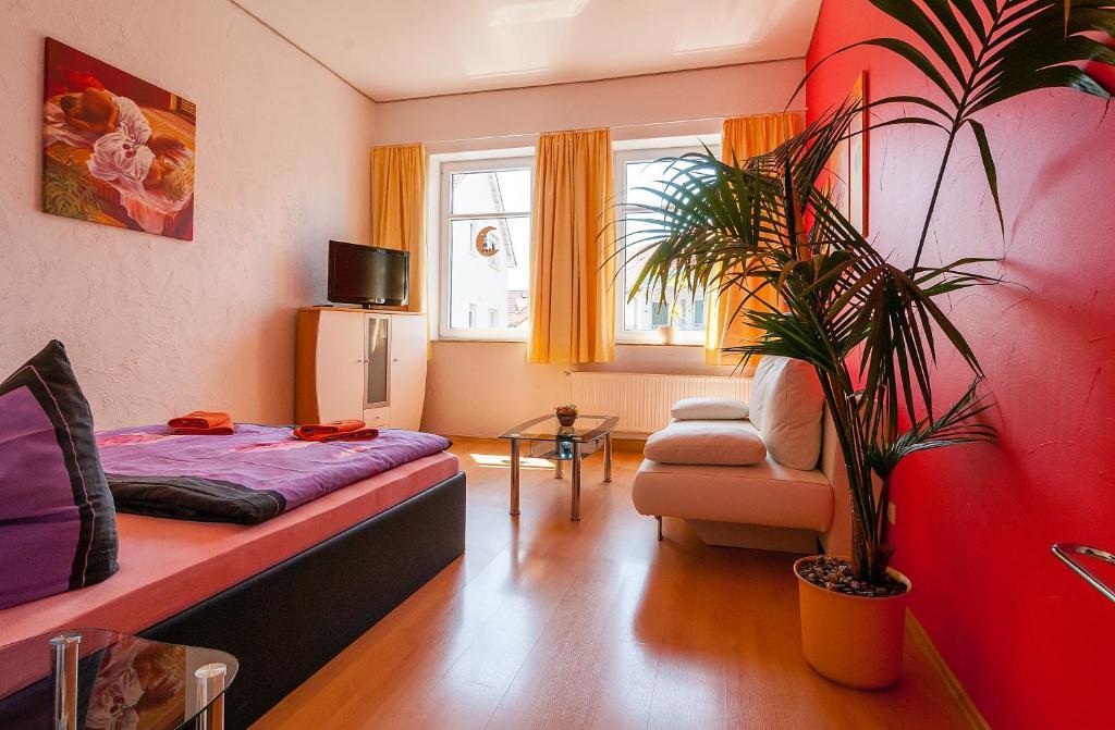Hotel Am Mueritzhafen Garni فارين الغرفة الصورة